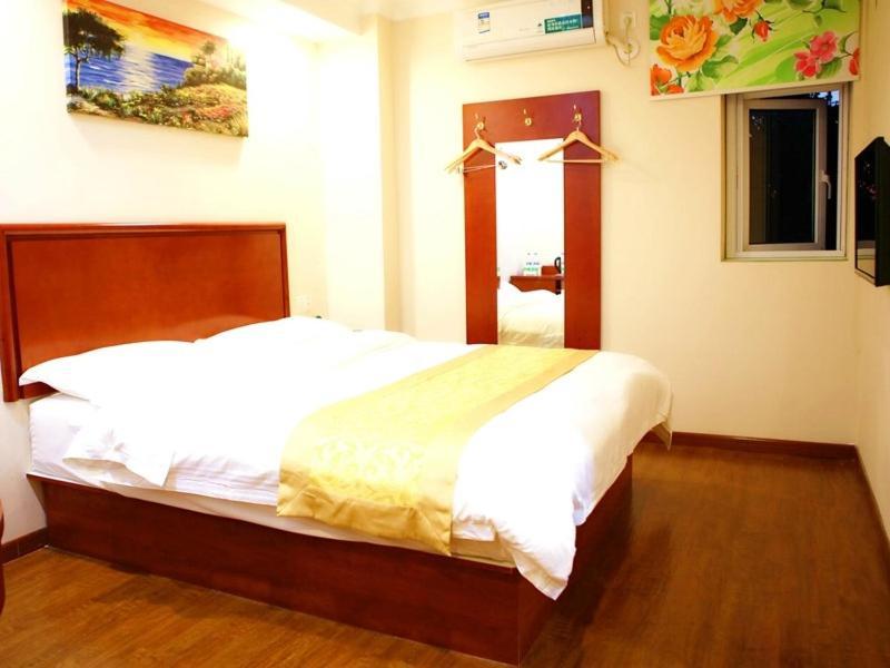 Greentree Inn Shanghai Hongqiao Hub Cao'An Road Huajiang Branch Road Express Hotel Jiading Екстер'єр фото
