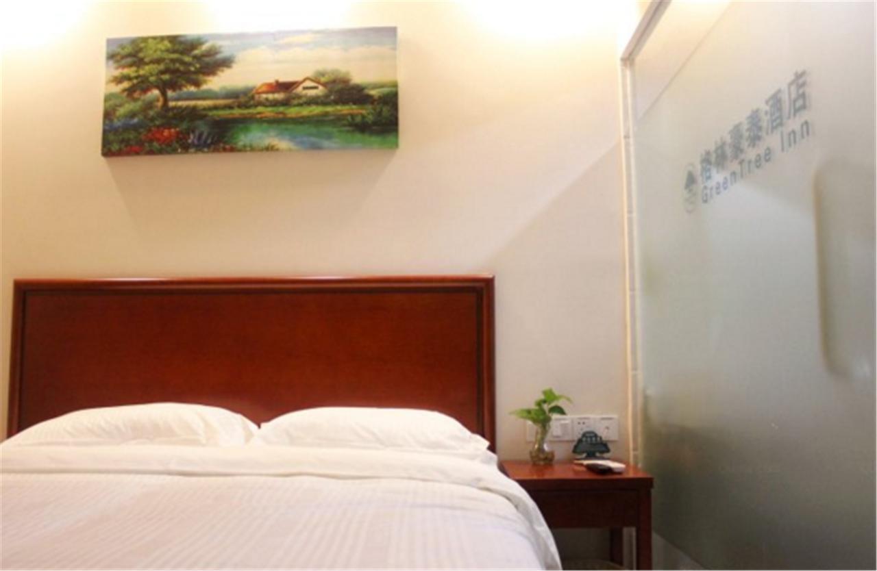 Greentree Inn Shanghai Hongqiao Hub Cao'An Road Huajiang Branch Road Express Hotel Jiading Екстер'єр фото