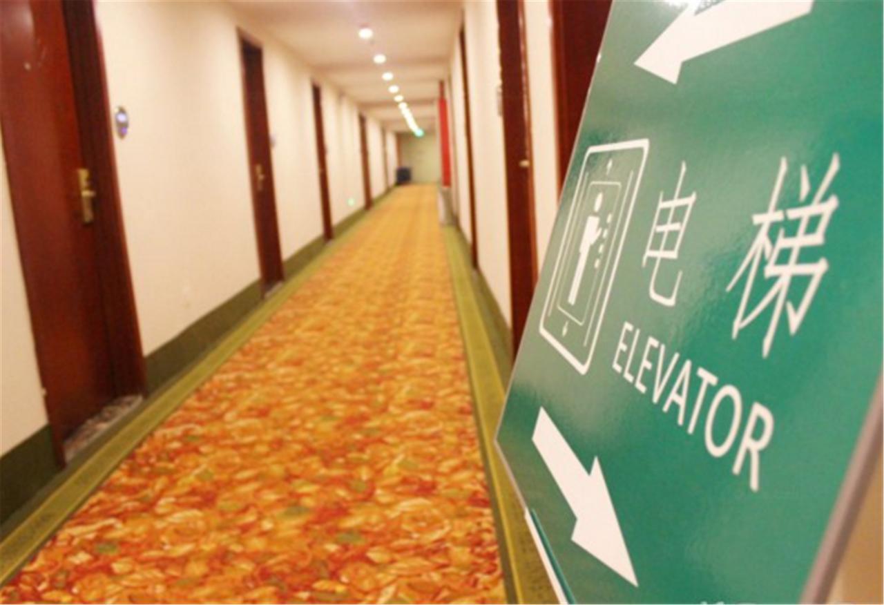 Greentree Inn Shanghai Hongqiao Hub Cao'An Road Huajiang Branch Road Express Hotel Jiading Екстер'єр фото